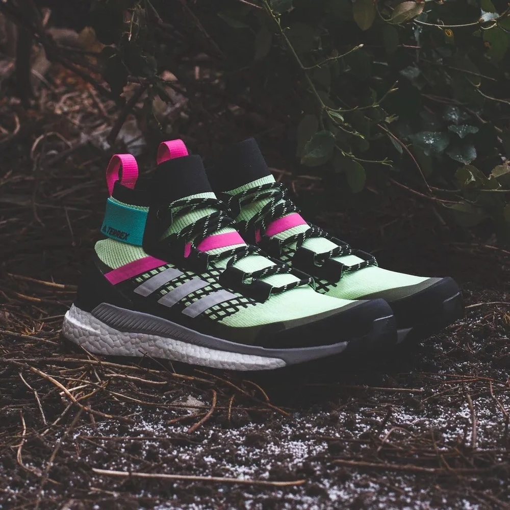 NWT Adidas Hiker Sneaker - Retro 1990’s Palette - Women’s Size 8 - Men’s Size 7